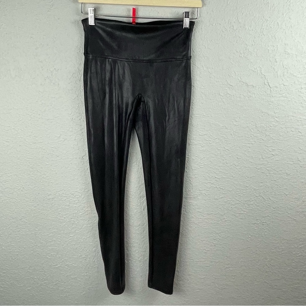 Top Seller Spanx Faux Leather Legging Size Medium